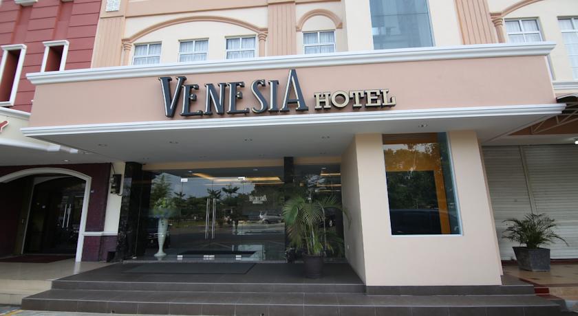 Os Hotel Edukits Fka Venesia Hotel Batam Exterior foto